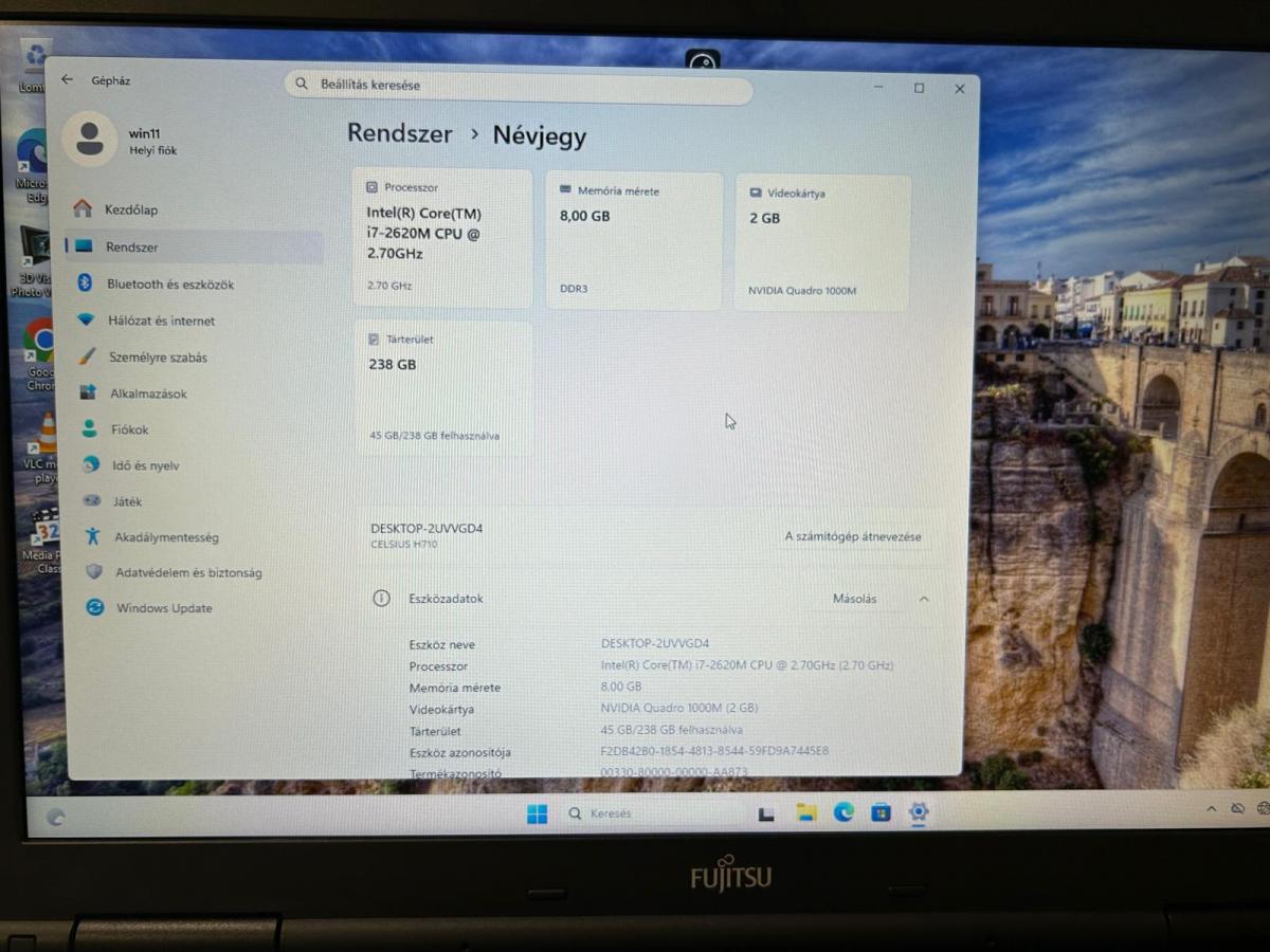 Fujitsu Celsius H710